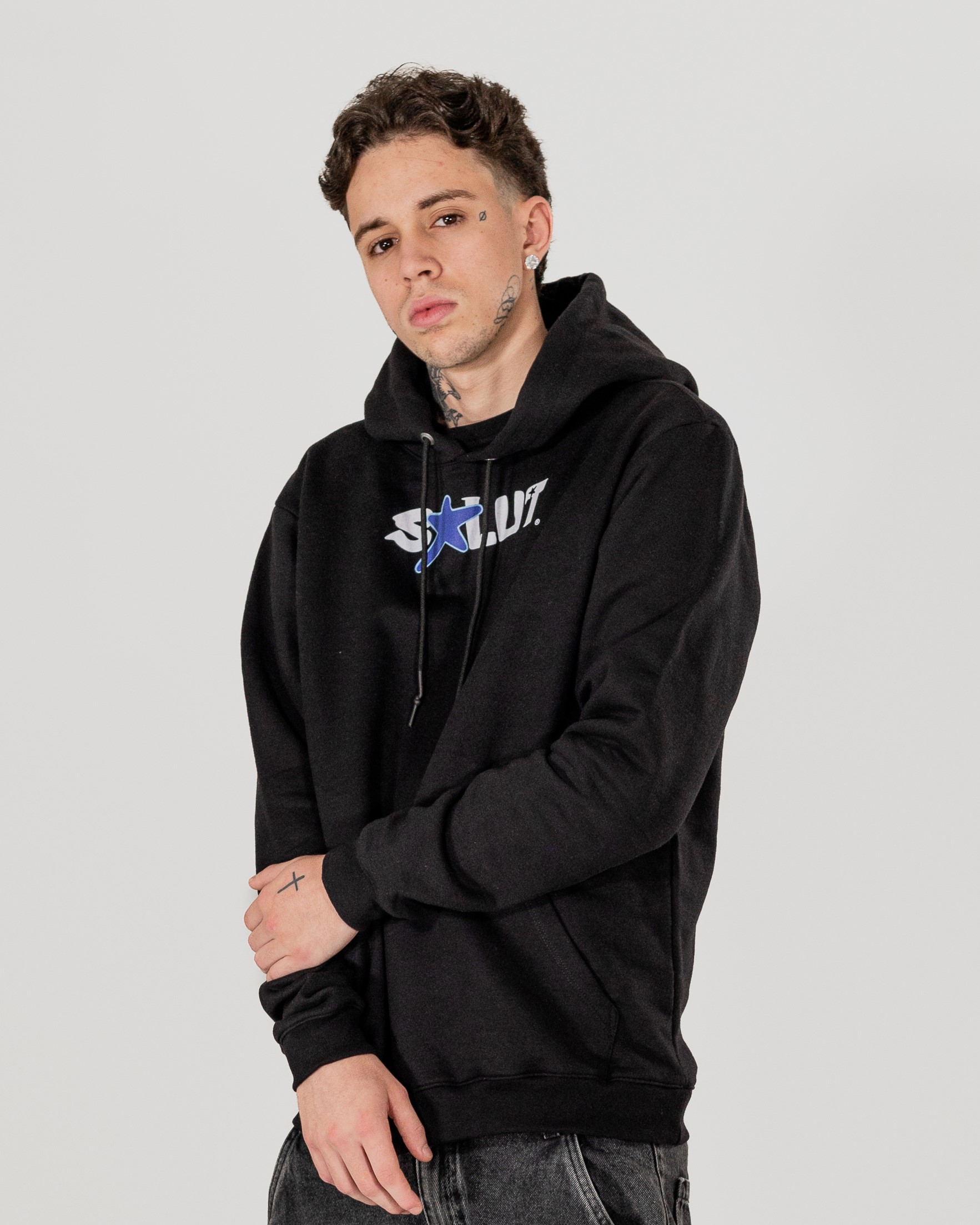 Salut Star | Black | Hoodie
