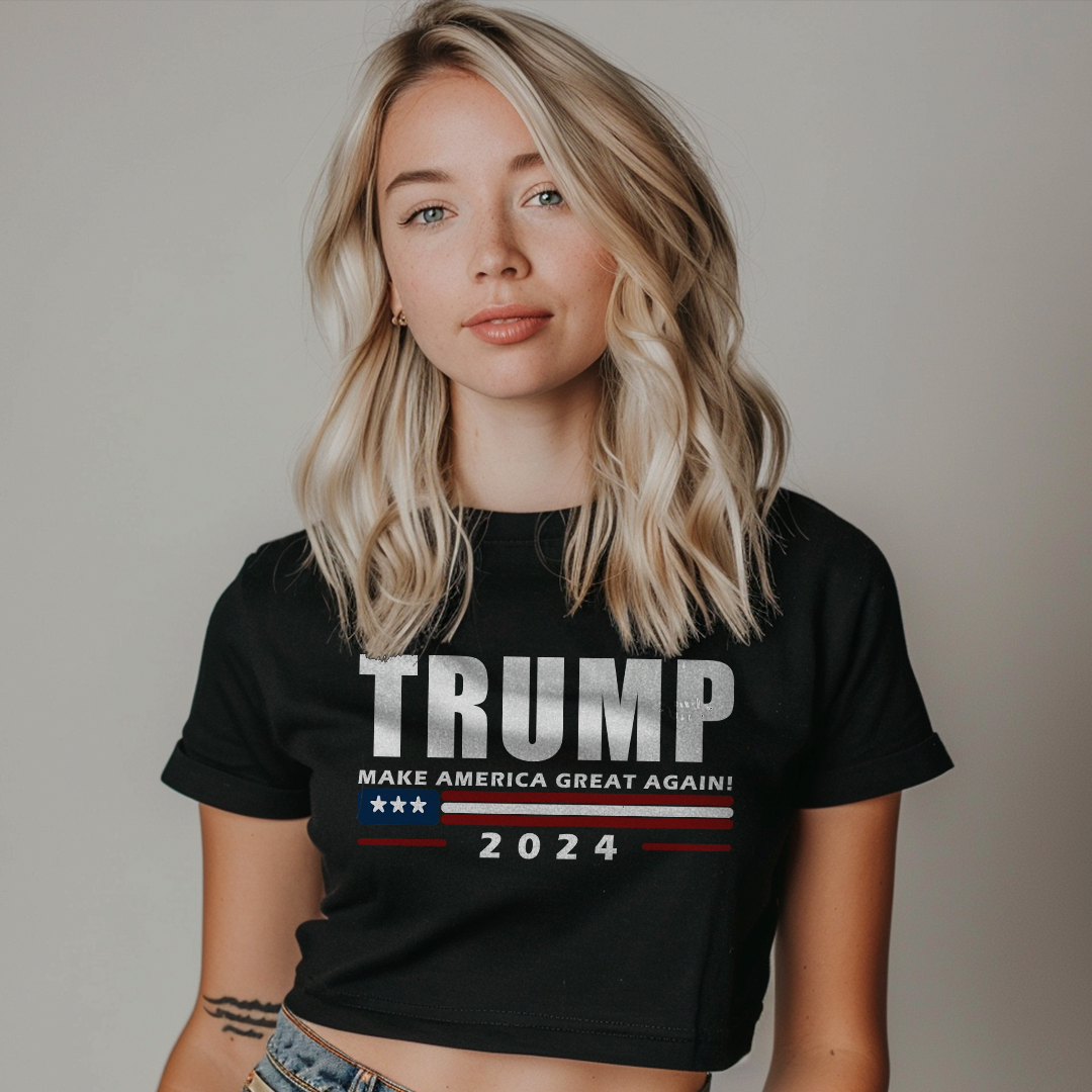 Nome do produto: Cropped Trump Make America Great Again