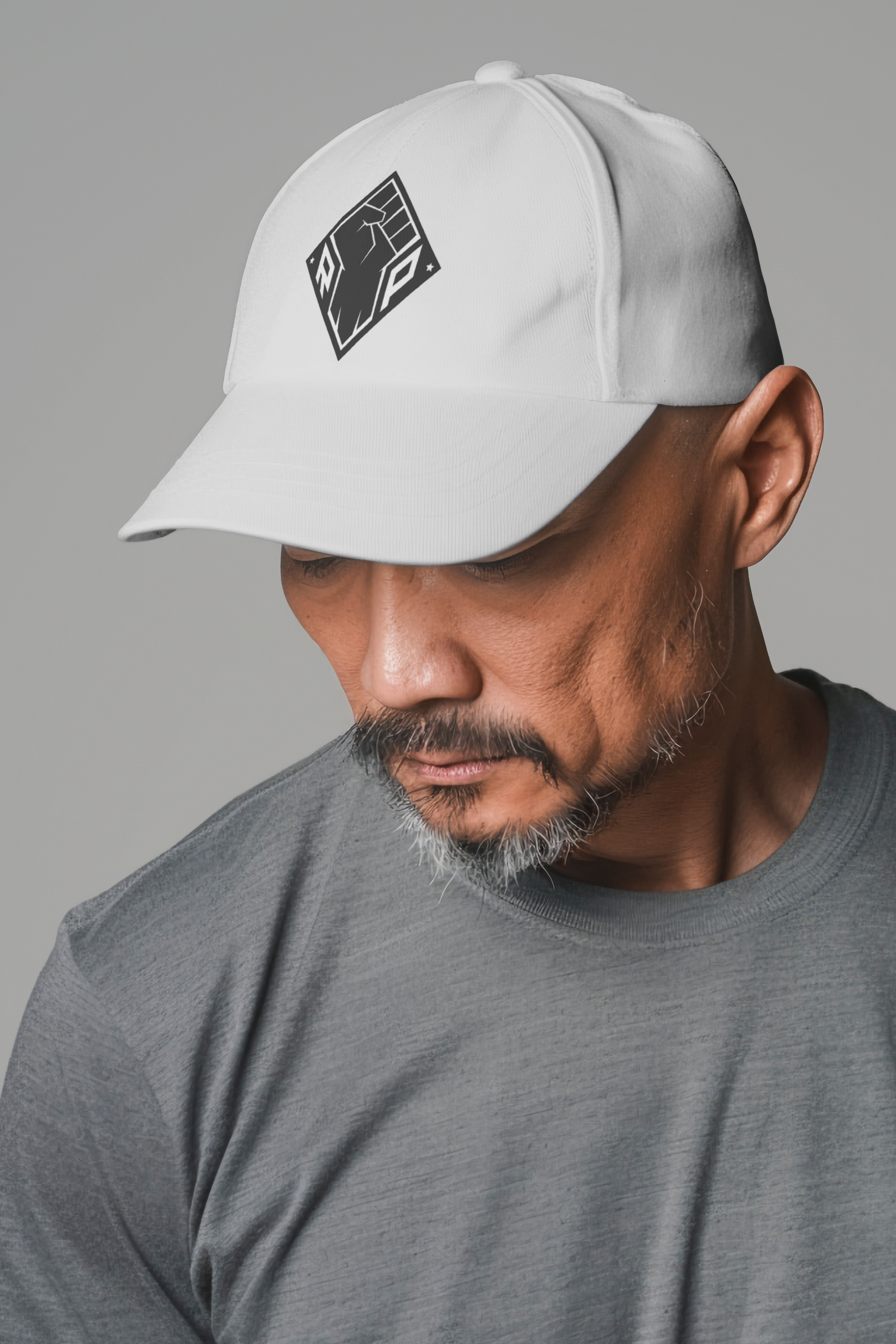 Nome do produto: Boné Revolução Preta Logo Preta