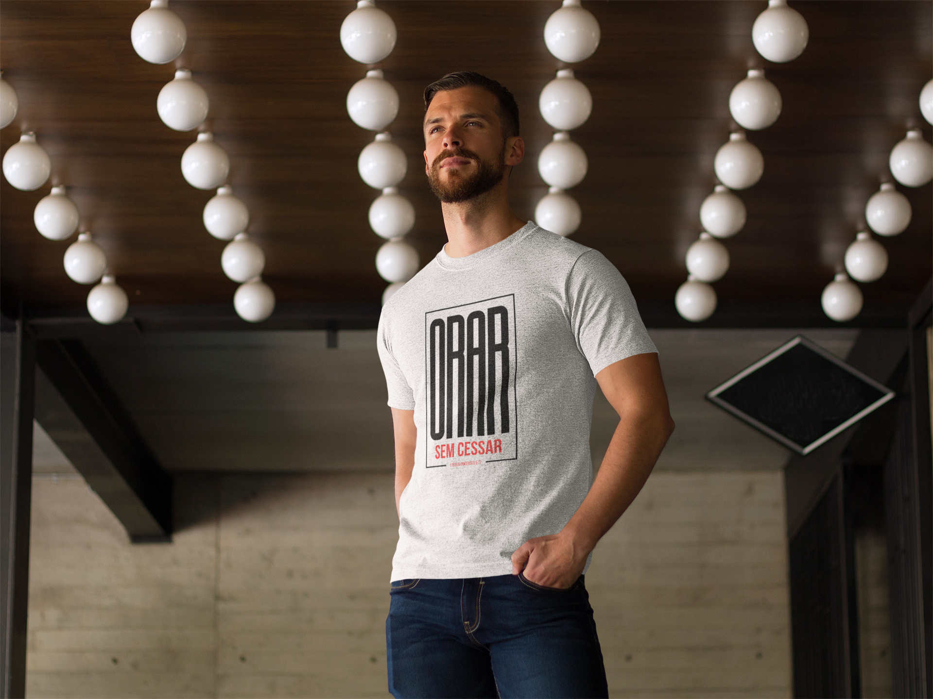 Nome do produto: Camiseta Masculina Branca - Orar sem cessar