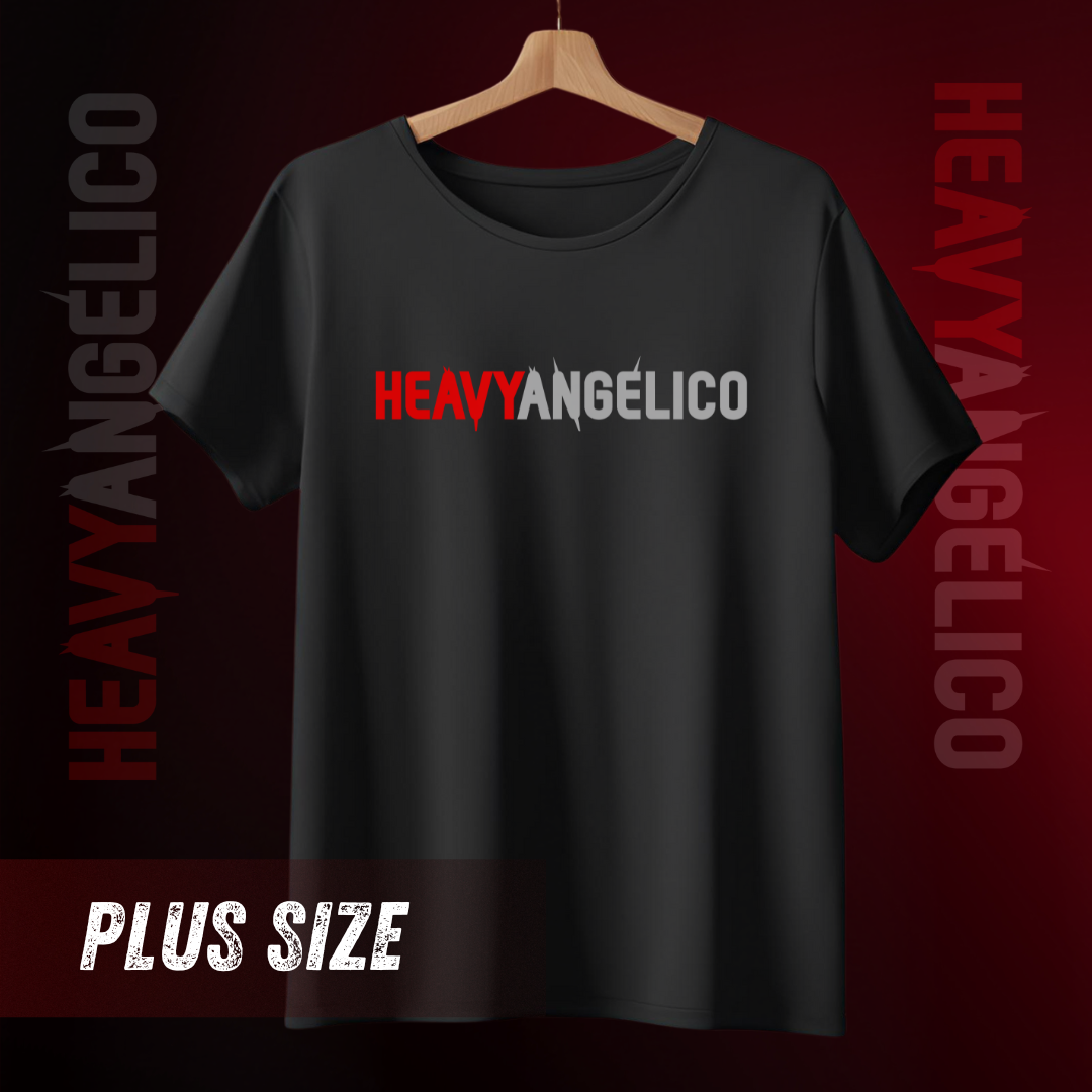 HeavyAngélico NO PEITO - Camiseta Plus Size