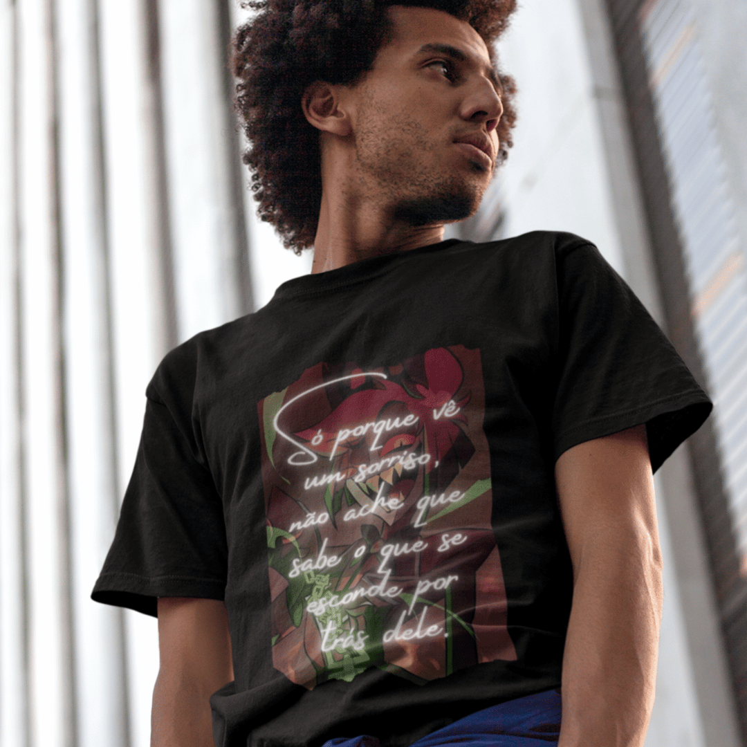 Nome do produto: Camisa Hazbin Hotel - Alastor