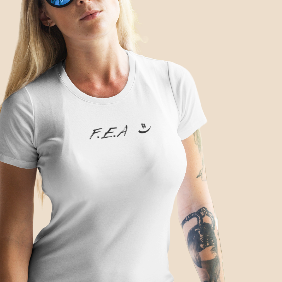 Nome do produto: Camiseta DR3 F.E.A Feminino