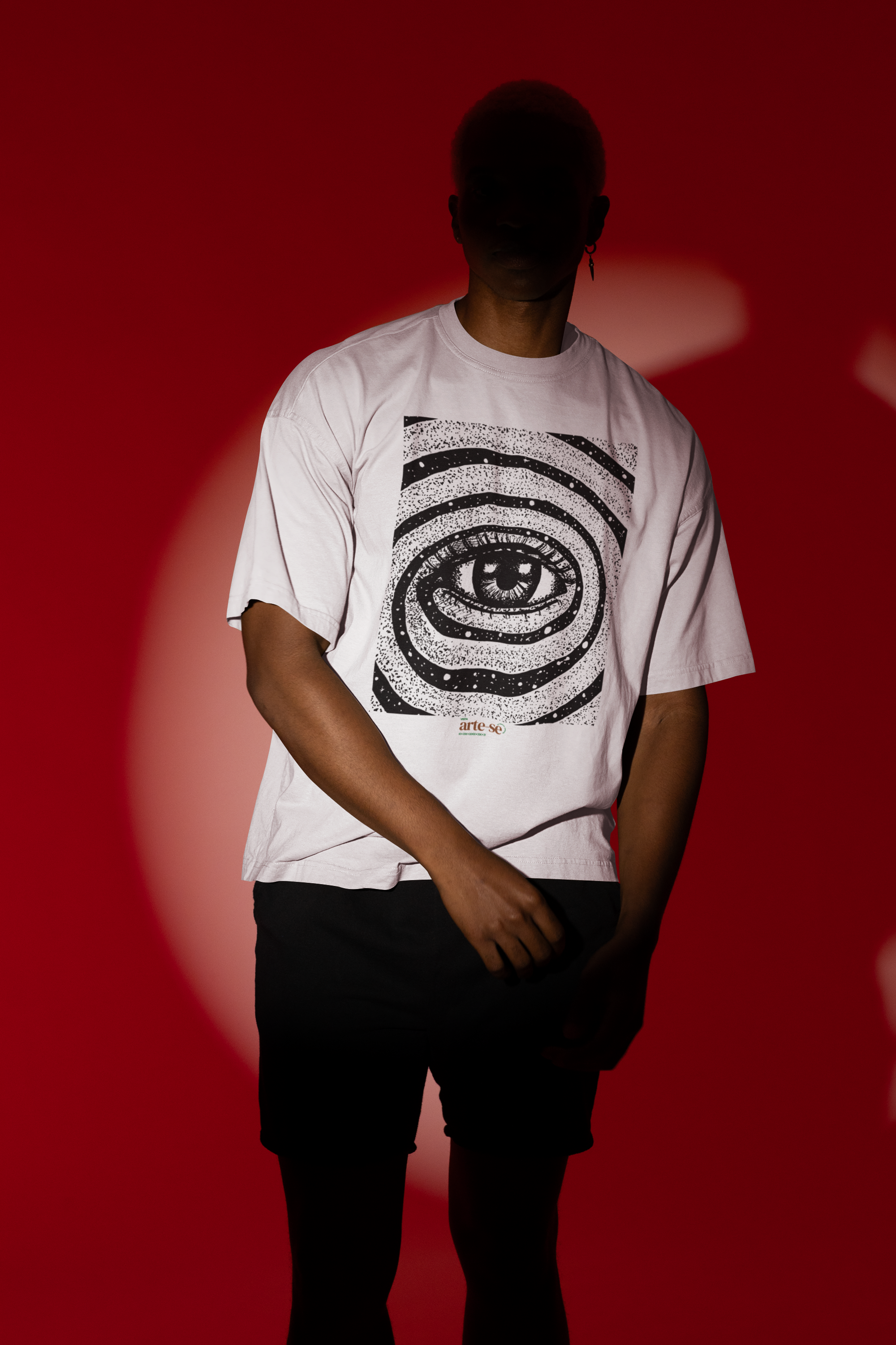 Camiseta Oversized - O universo em ti