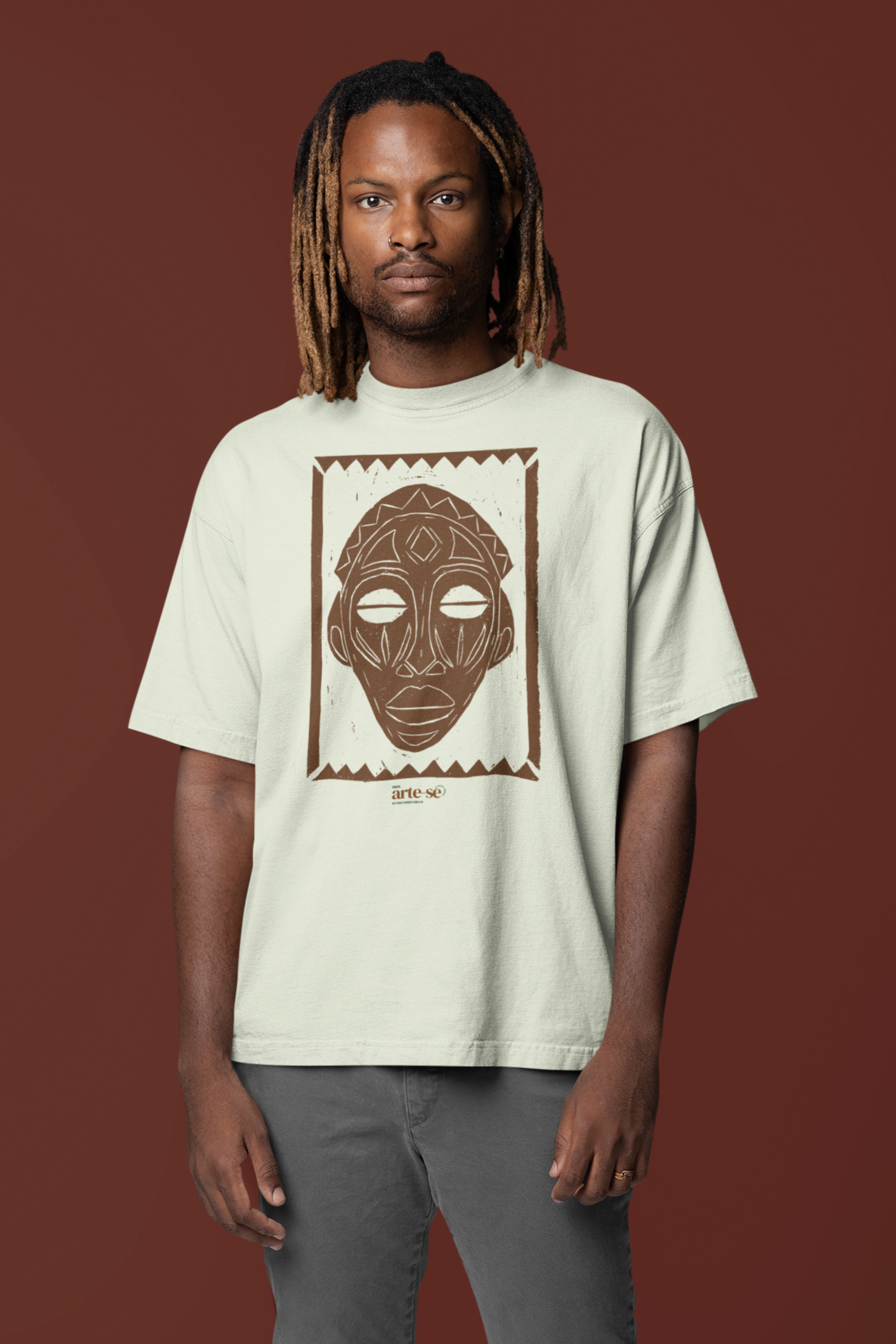 Camiseta Oversized - Máscara Africana