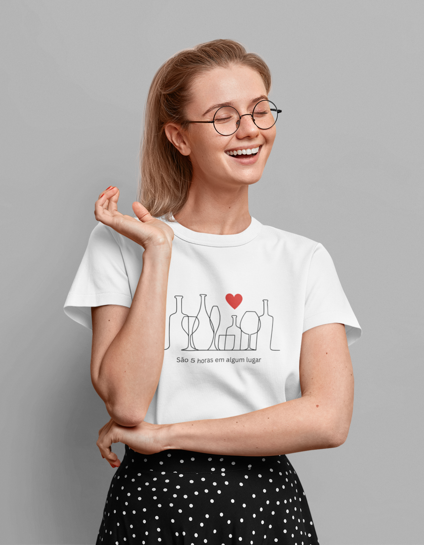 Nome do produto: Camiseta São 5 Horas em Algum Lugar