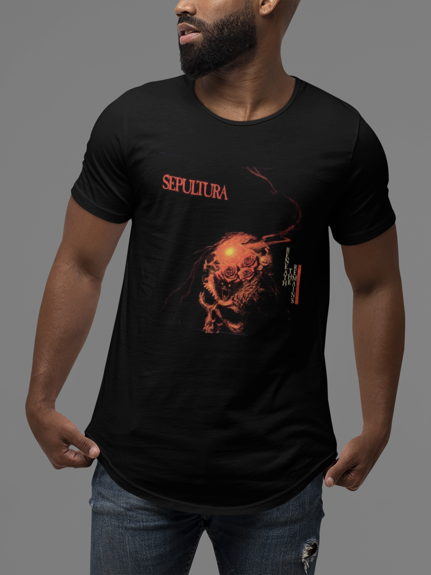 Nome do produto: CAMISETA DISCOGRAFIA SEPULTURA BENEATH THE REMAINS