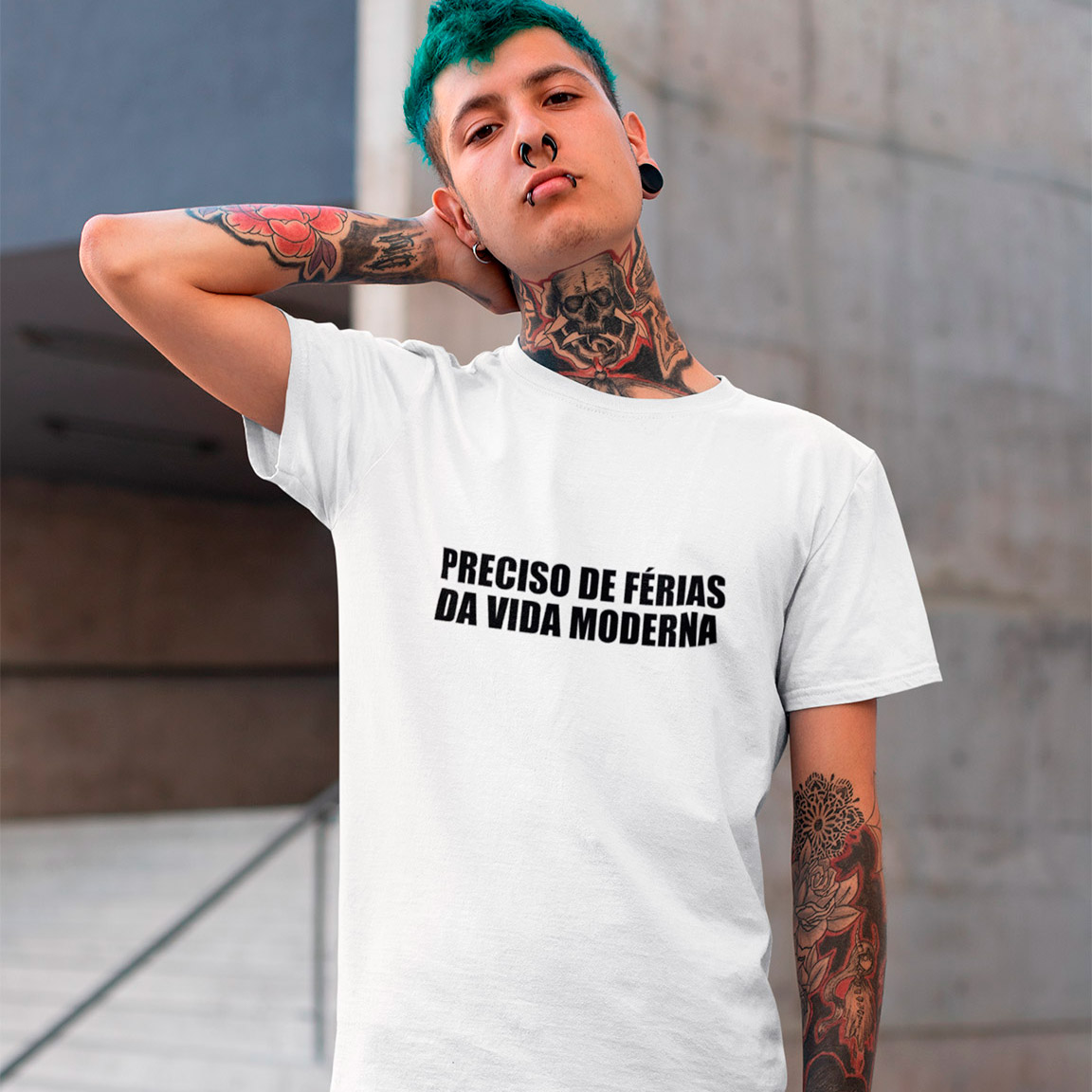 Nome do produto: T-Shirt Preciso De Férias - White