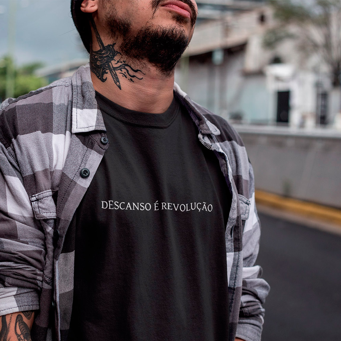 Nome do produto: T-Shirt Descanso É Revolução - Black