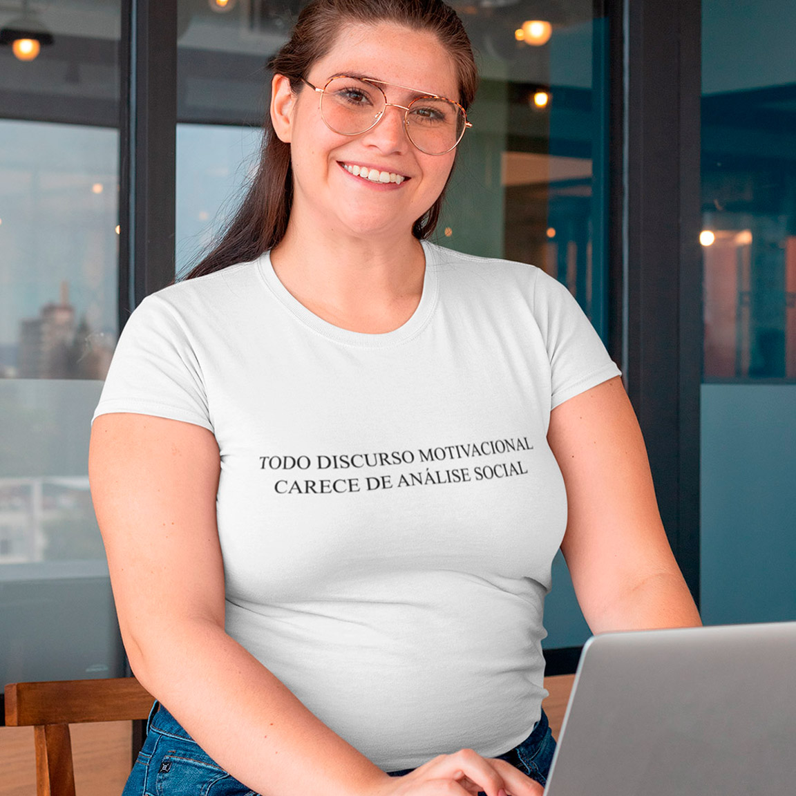 Nome do produto: Baby Look Discurso Motivacional - White