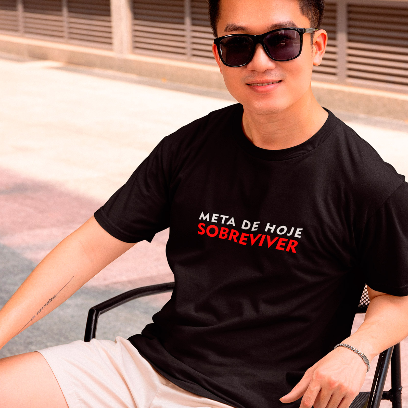 Nome do produto: T-Shirt Meta Sobreviver - Black