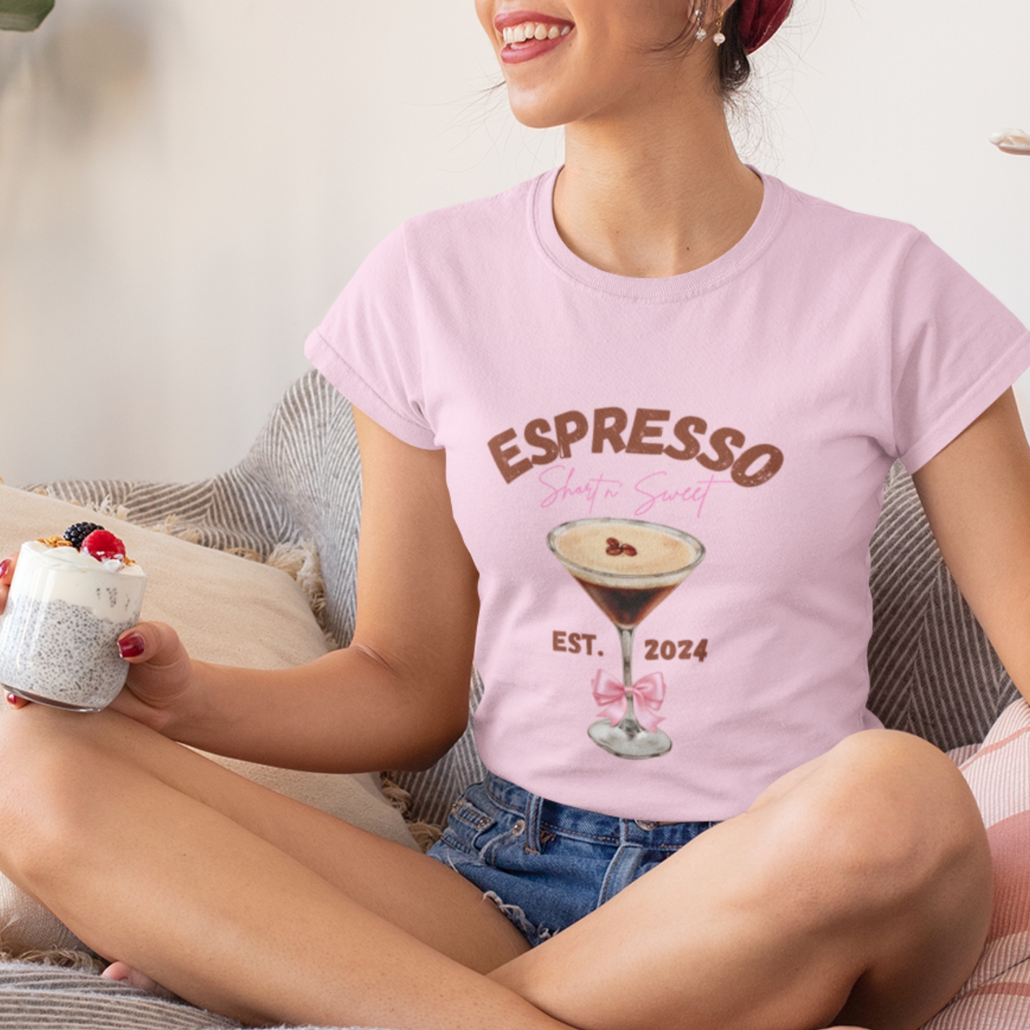 Nome do produto: Camisa Unissex Isnt That Sweet Espresso
