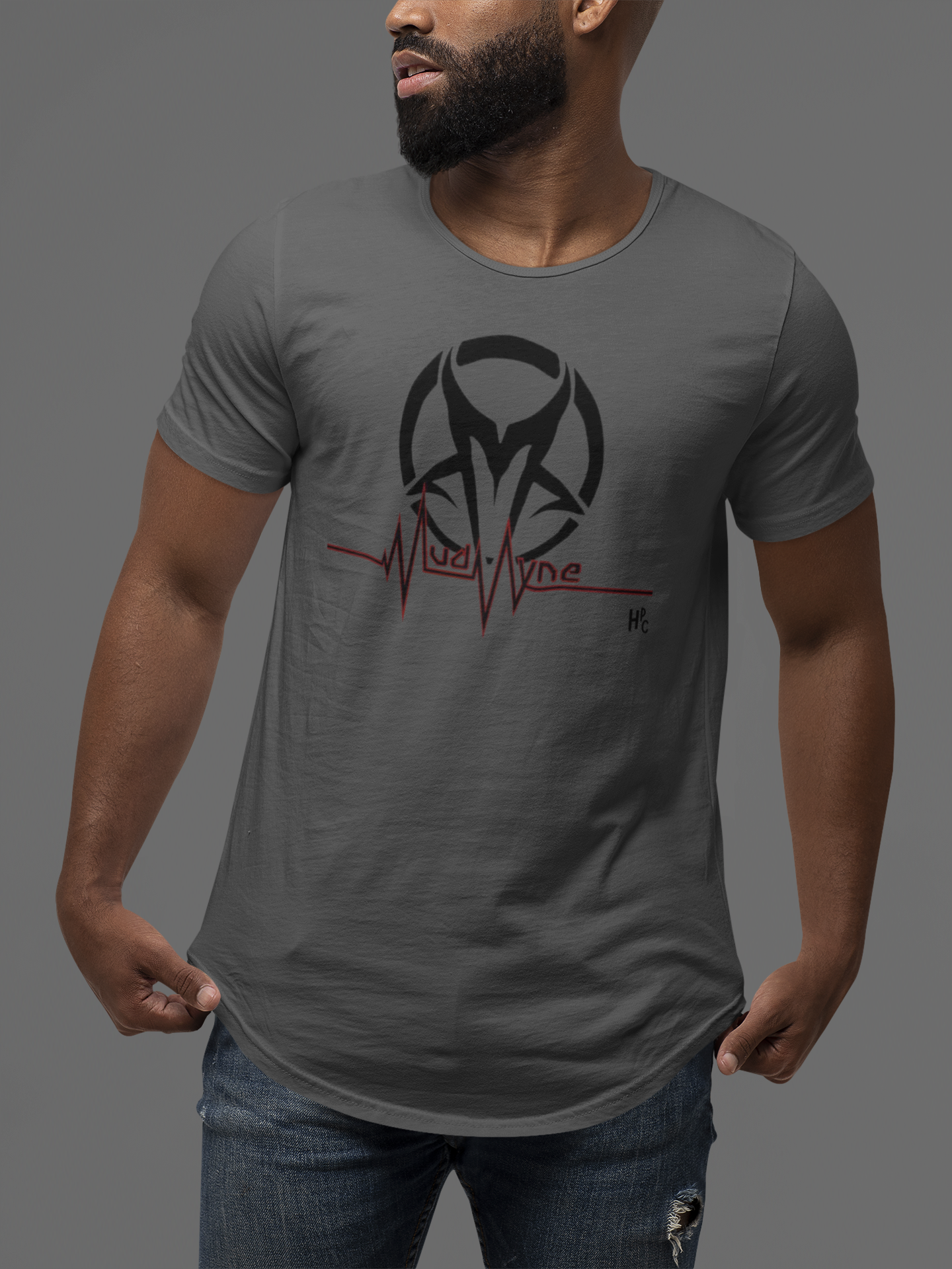Nome do produto: CAMISETA BANDA - MUDVAYNE LOGO