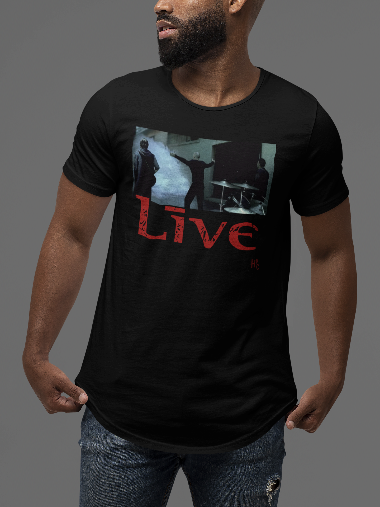 Nome do produto: CAMISETA BANDA - LIVE