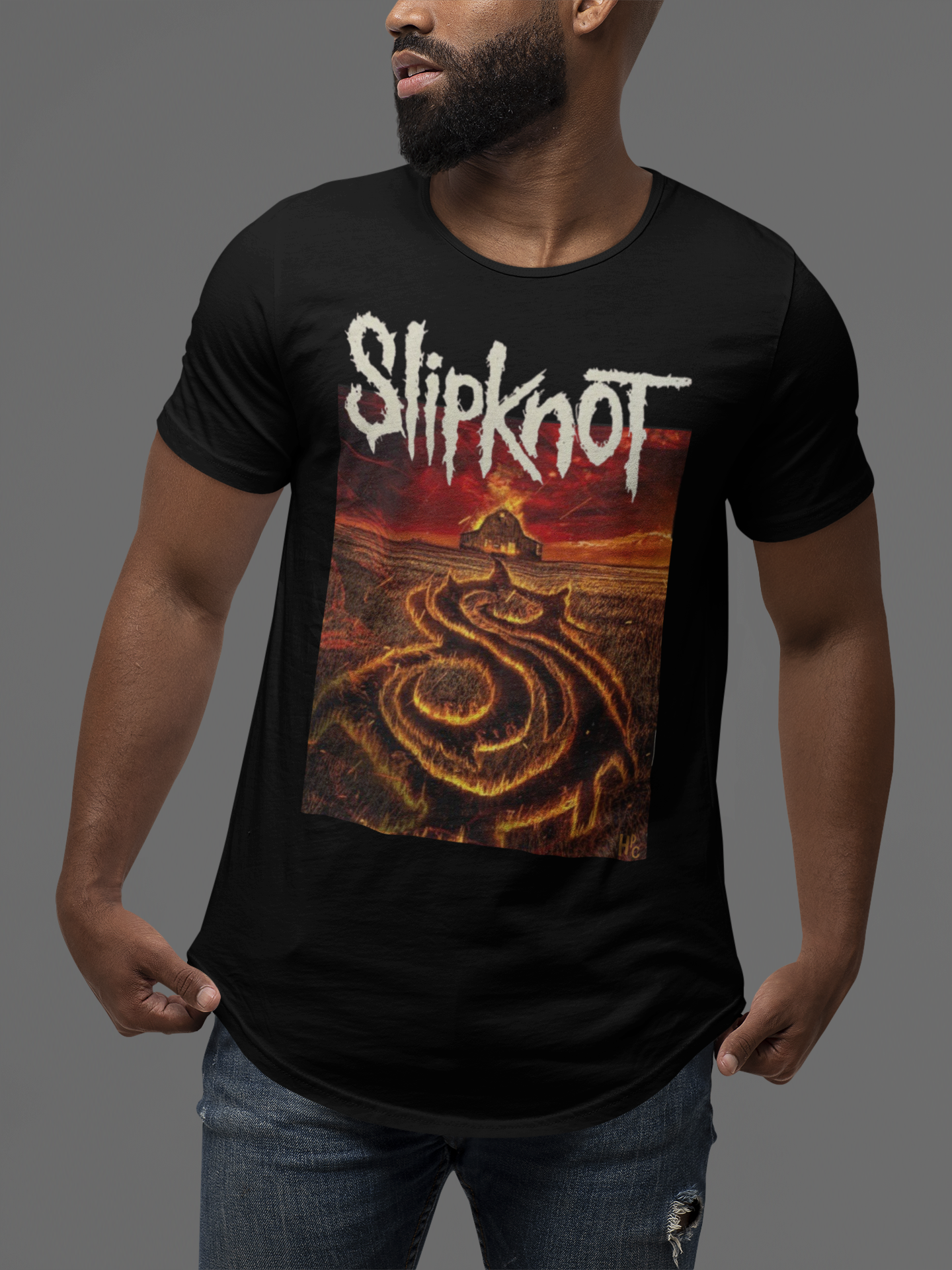 Nome do produto: CAMISETA BANDA - SLIPKNOT FARM LOGO