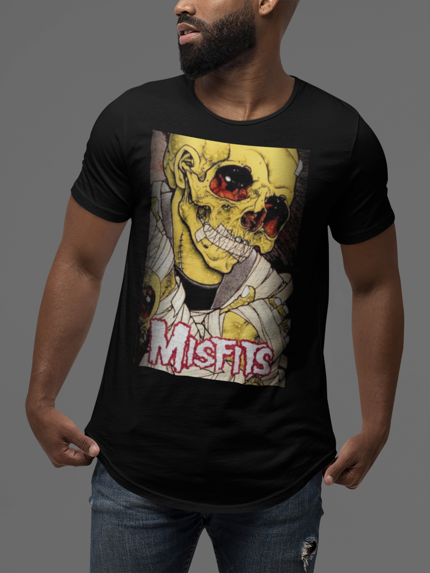 Nome do produto: CAMISETA BANDA - MISFITS HQ ART