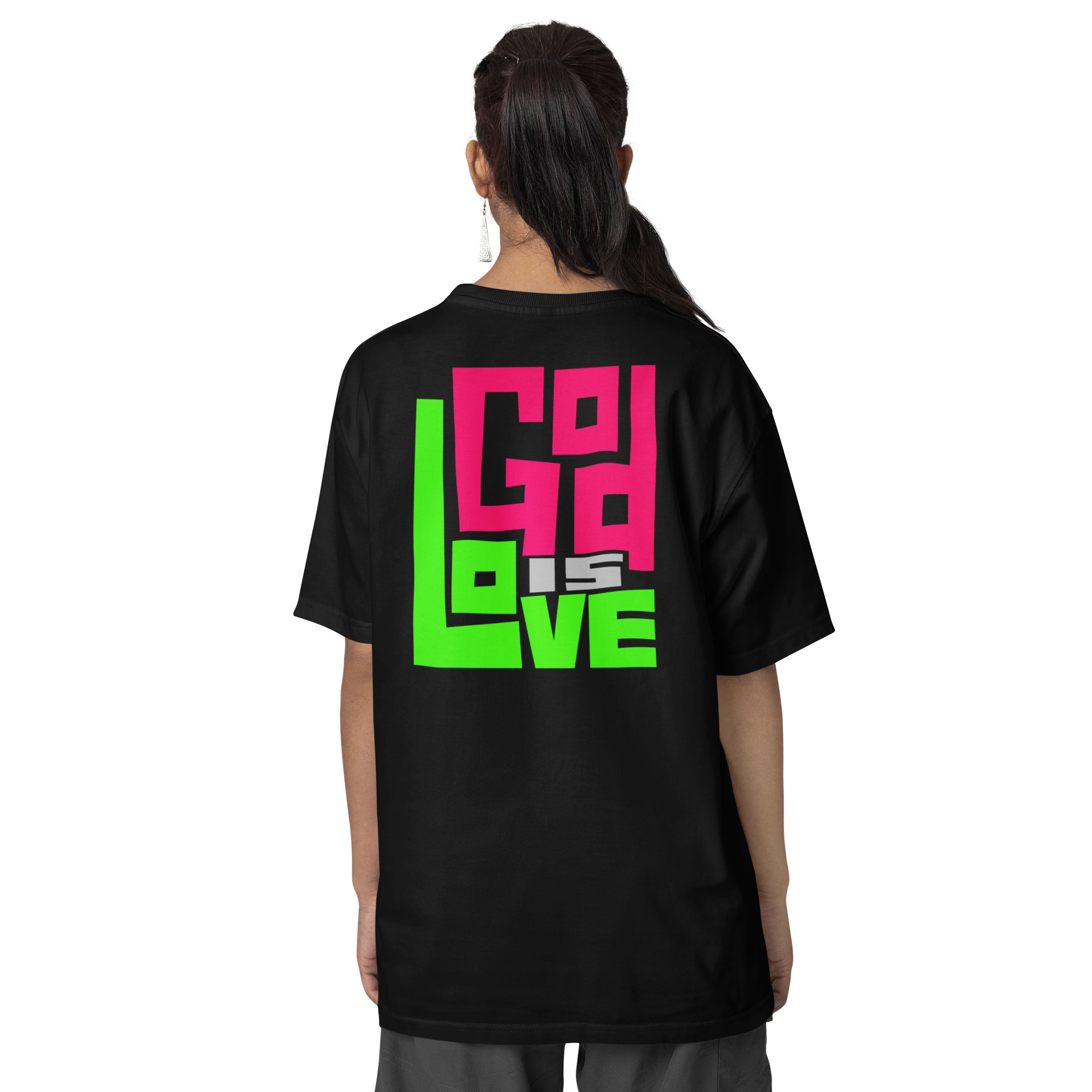 Camiseta Cristã God is Love | Oversized