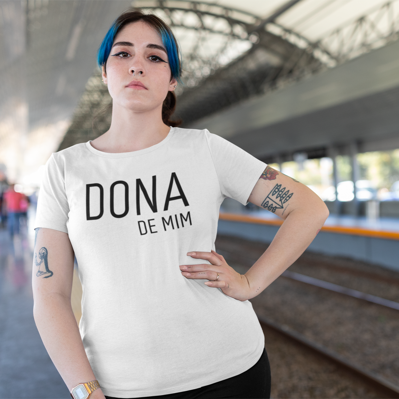 T- Shirt Pluz Size Dona de Mim