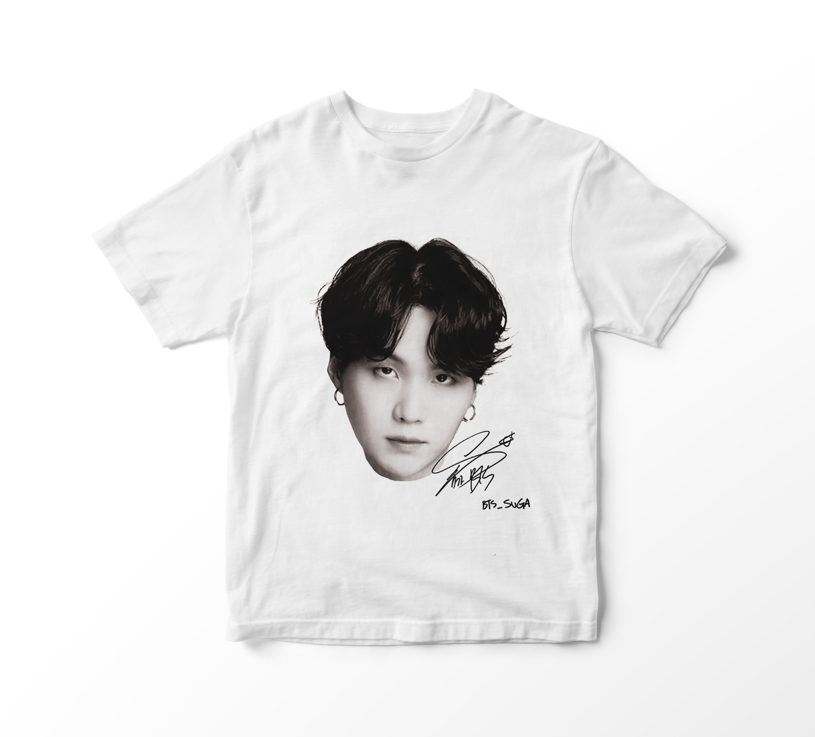 Nome do produto: Camiseta BTS - Suga Faces (branca)