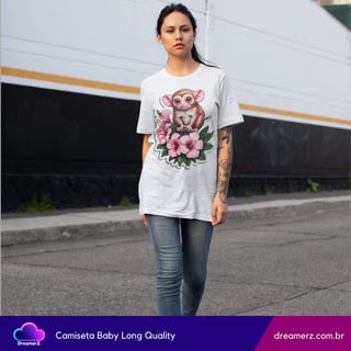 Camiseta Feminina Primatinha Exótica – Fofura Selvagem com Toque Floral