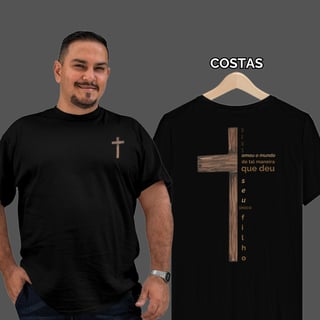 Camiseta Masculina Plus Size Deus Amou o Mundo de Tal Maneira
