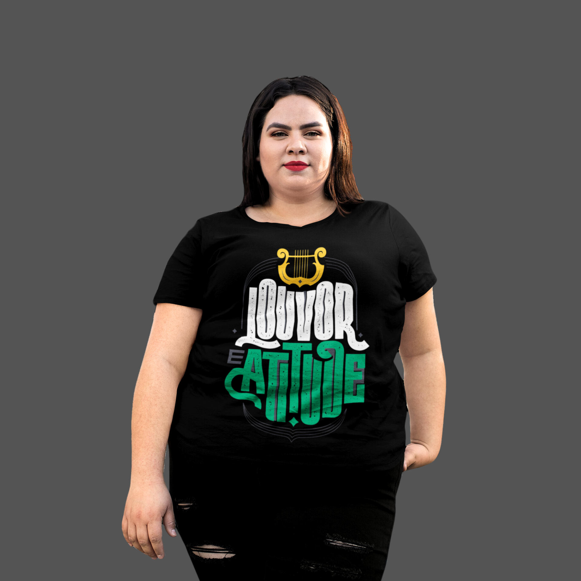 Camiseta Feminina Plus Size Louvor e Atitude