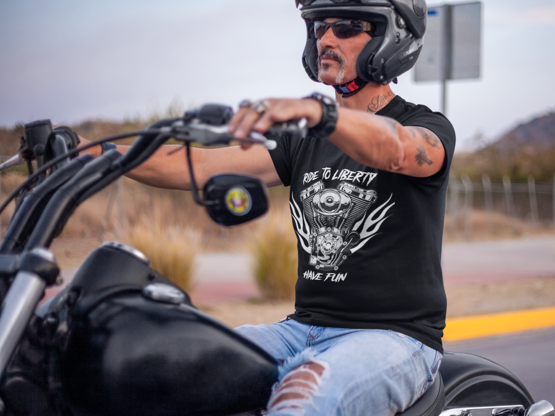 Nome do produto: CAMISETA RIDE TO LIBERTY