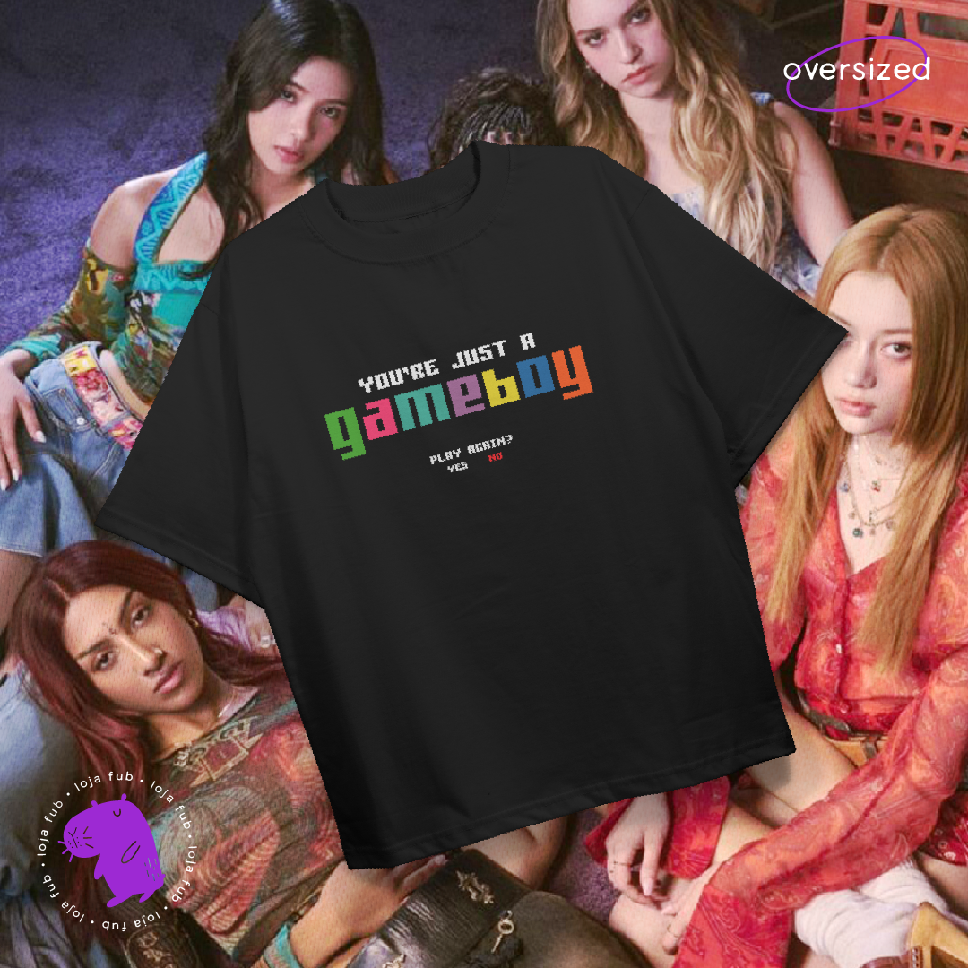 Camiseta Oversized Gameboy