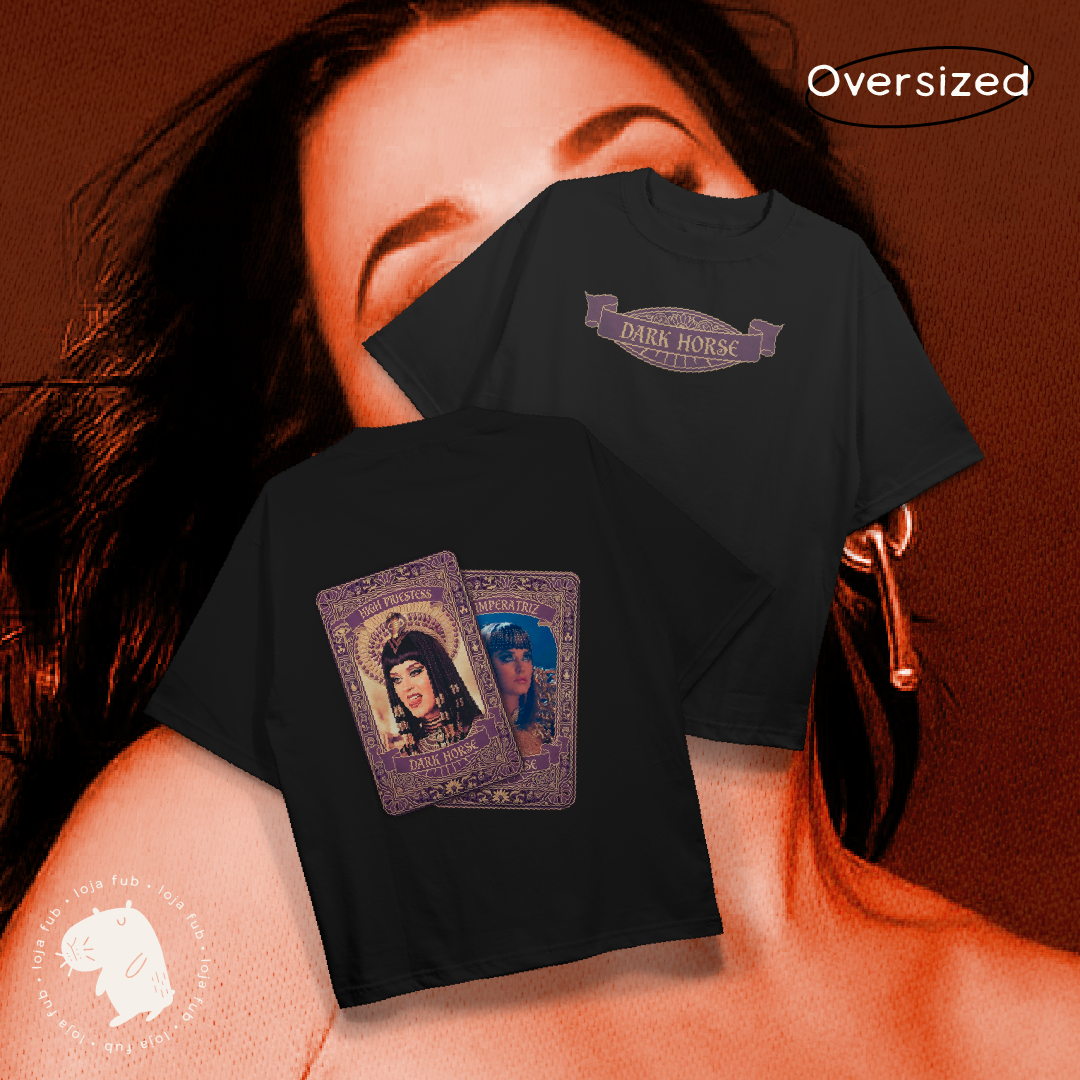 Camiseta Oversized Dark Horse