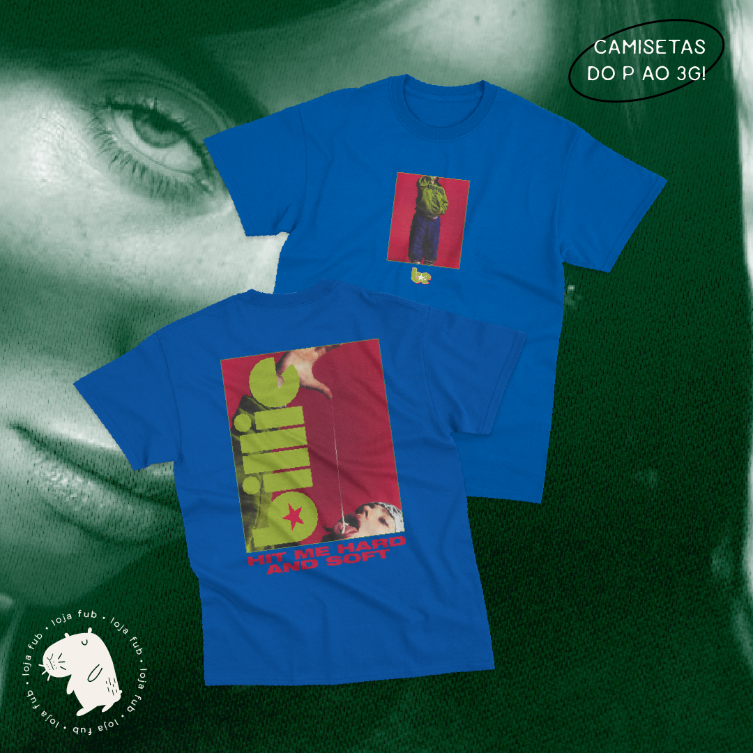 Camiseta Hit Me Hard And Soft