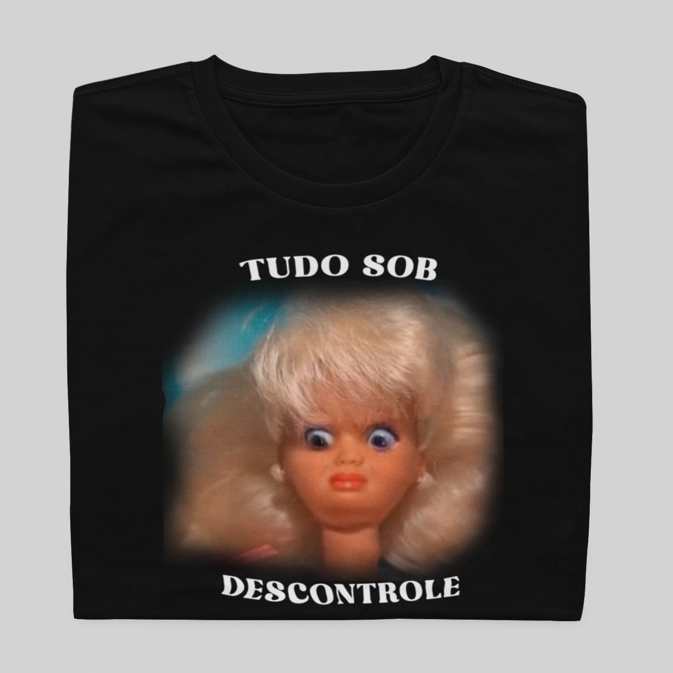 Nome do produto: T- shirt Quality - Tudo sob descontrole - COLORIDO