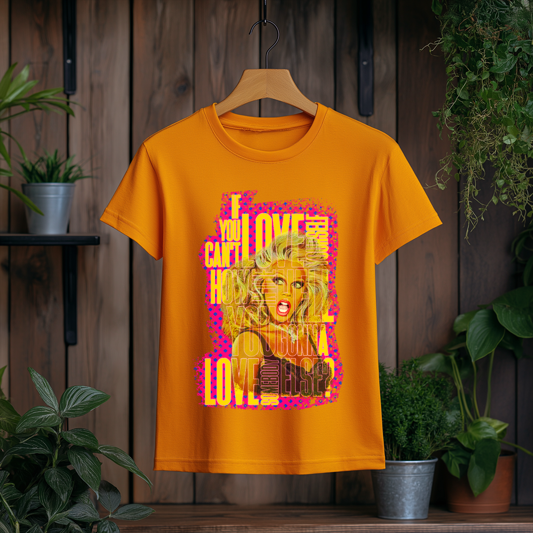 Nome do produto: Camiseta Feminina Rupaul