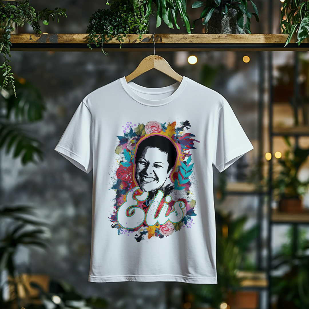 Nome do produto: Camiseta Plus Size Sorriso de Elis