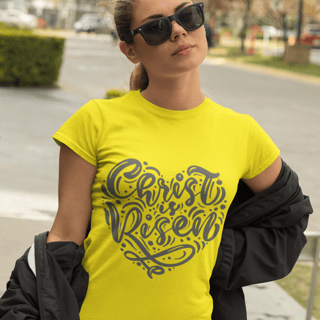 Camiseta Cristã - Christ is Risen