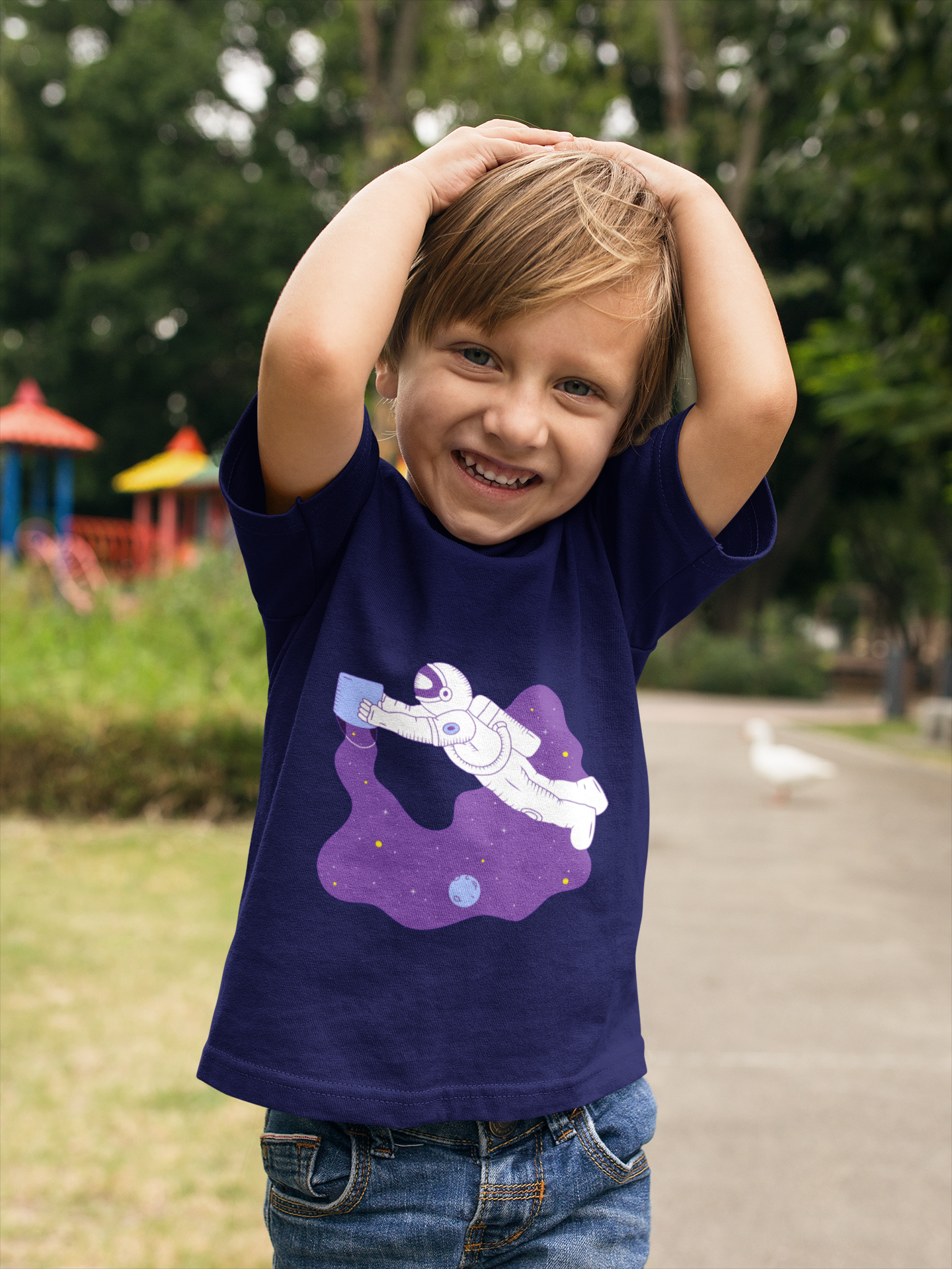 Nome do produto: Camiseta Colorindo o Espaço (2 a 14 anos)