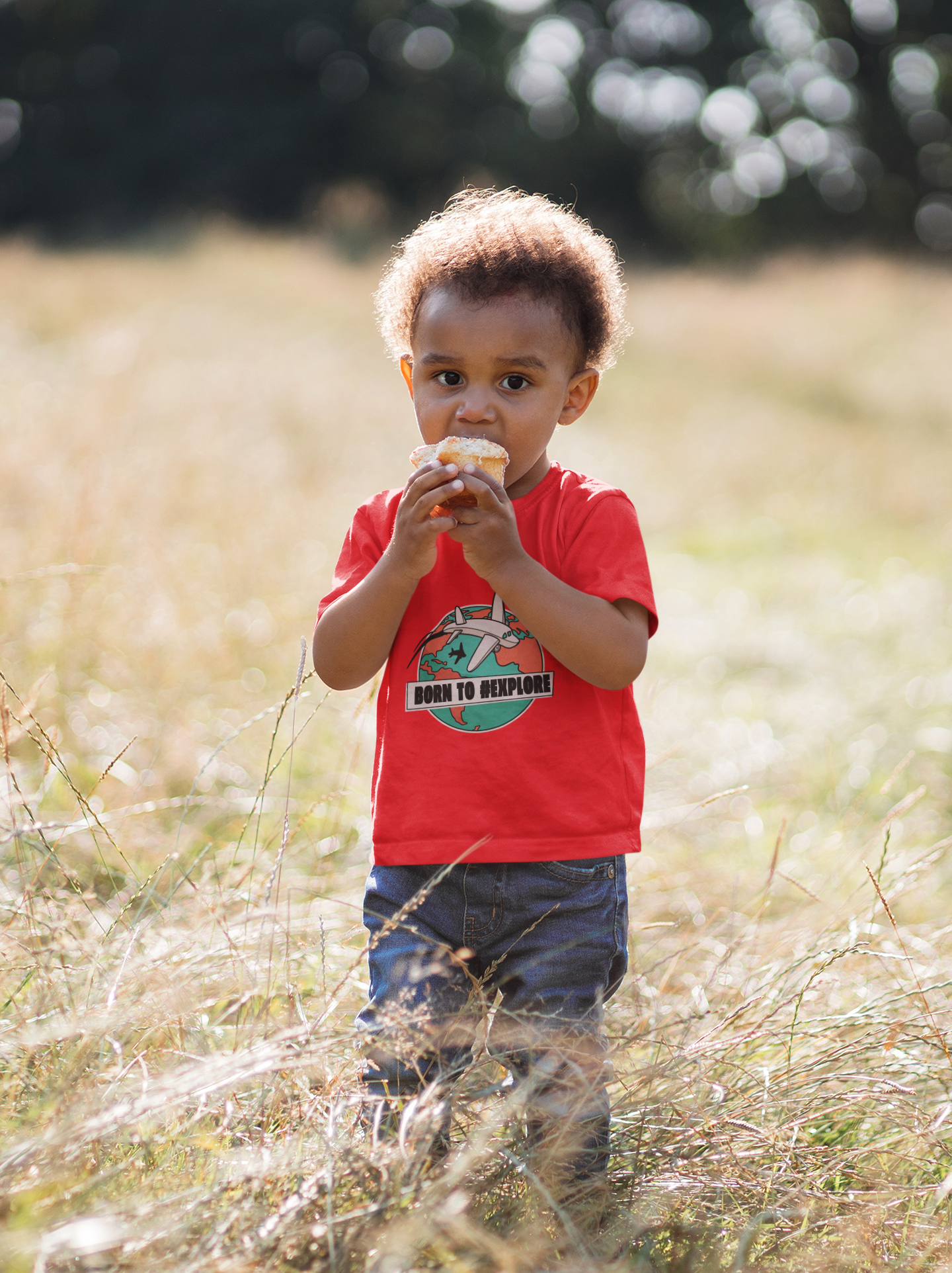 Nome do produto: Camiseta Born To Explore (2 a148 anos)