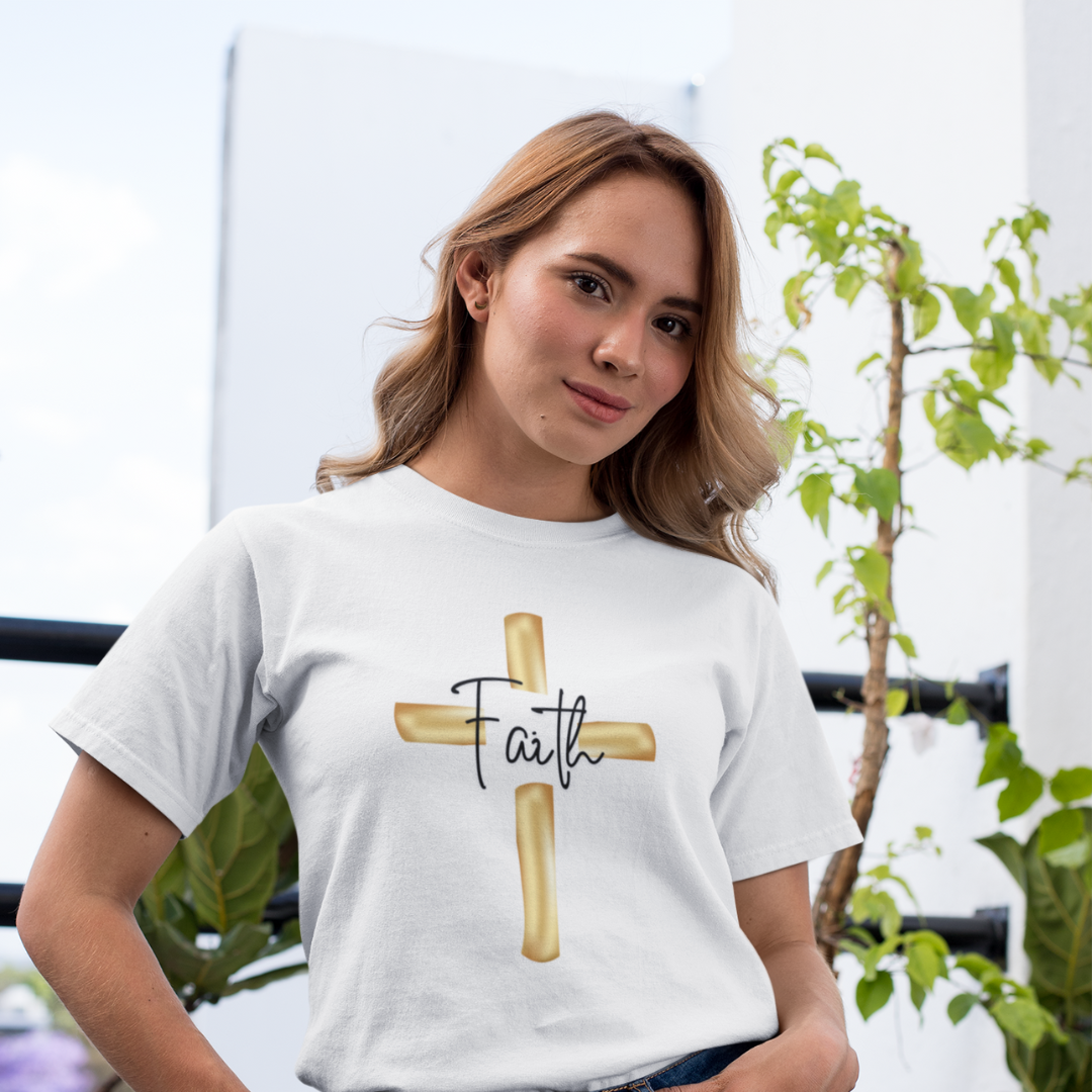 Nome do produto: Camisa Quality Faith Cruz Dourada ( varias cores )