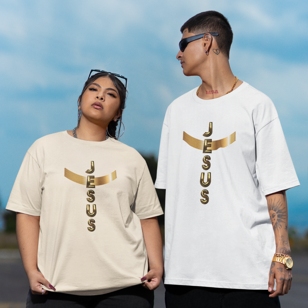 Nome do produto: CAMISA OVERSIZED DOURADA JESUS EM CRUZ ( varias cores )