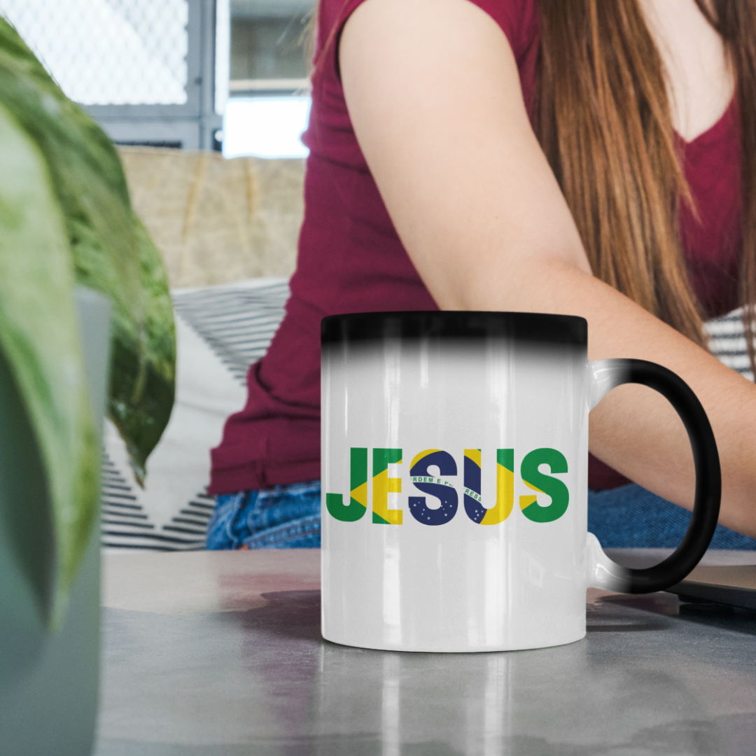 Nome do produto: CANECA MAGICA JESUS BRASIL