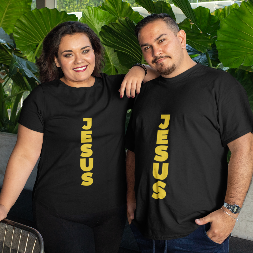 Nome do produto: CAMISA PLUS SIZE JESUS NA VERTICAL AMARELA ( varias cores )