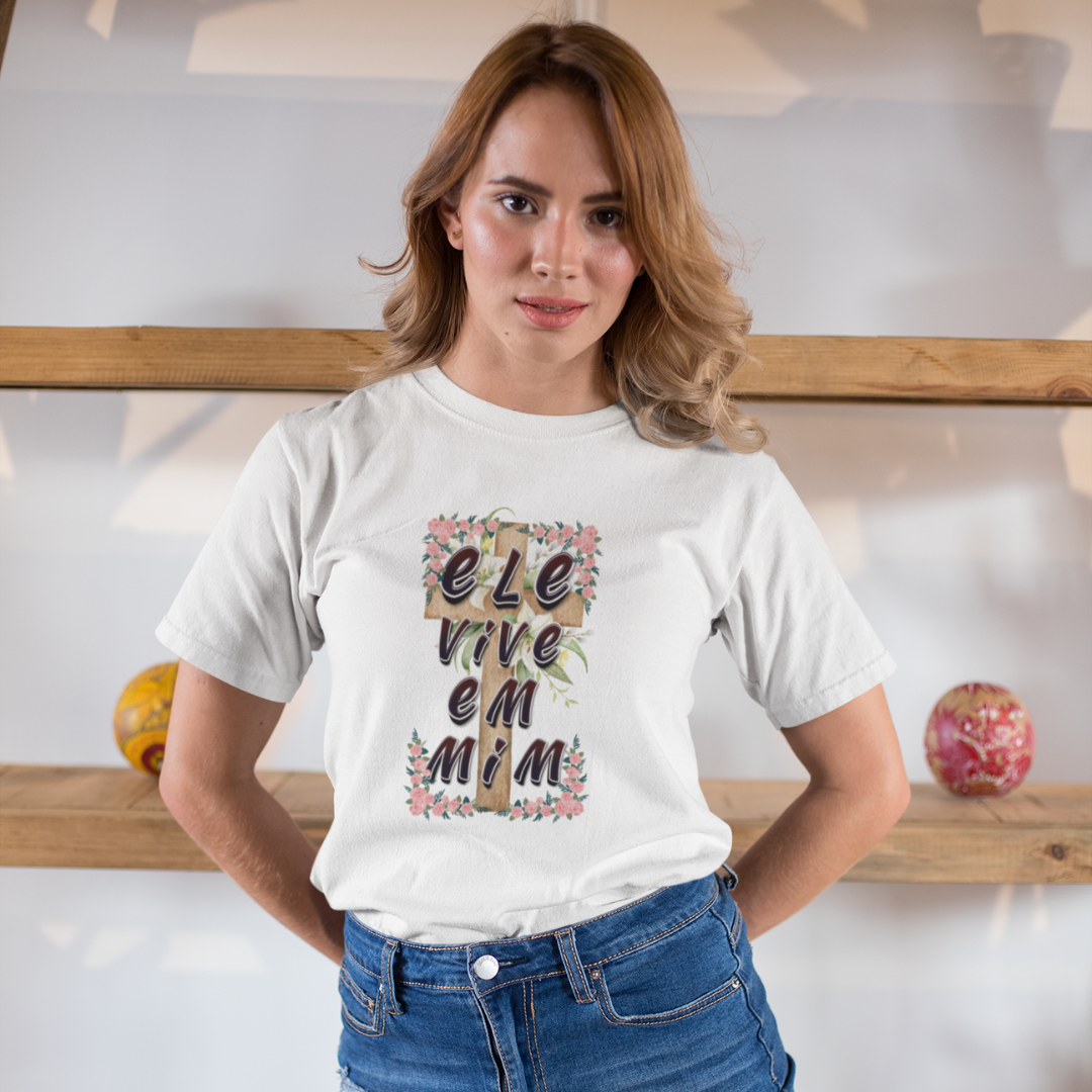 Nome do produto: CAMISA QUALITY ELE VIVE EM MIM 01 ( varias cores )