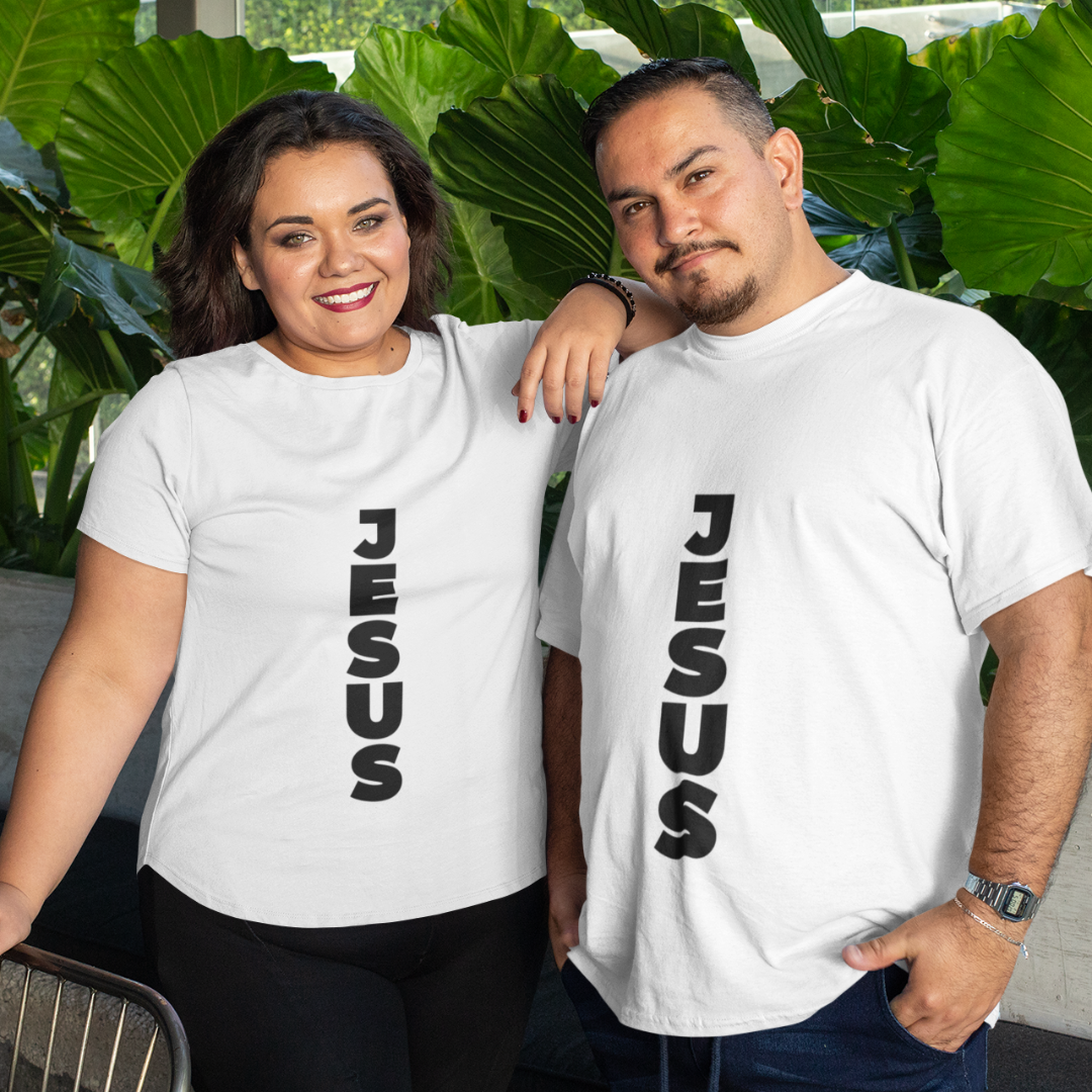 Nome do produto: CAMISA PLUS SIZE JESUS NA VERTICAL PRETA ( varias cores )