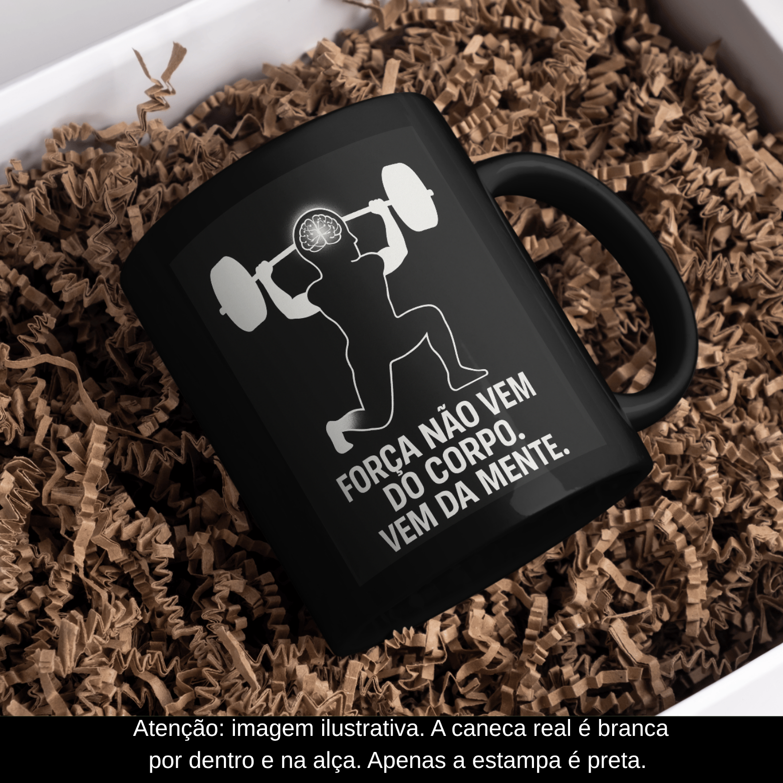 Nome do produto: Caneca Oficial – A Força Vem da Mente (Versão Masculina – Estampa Preta) 