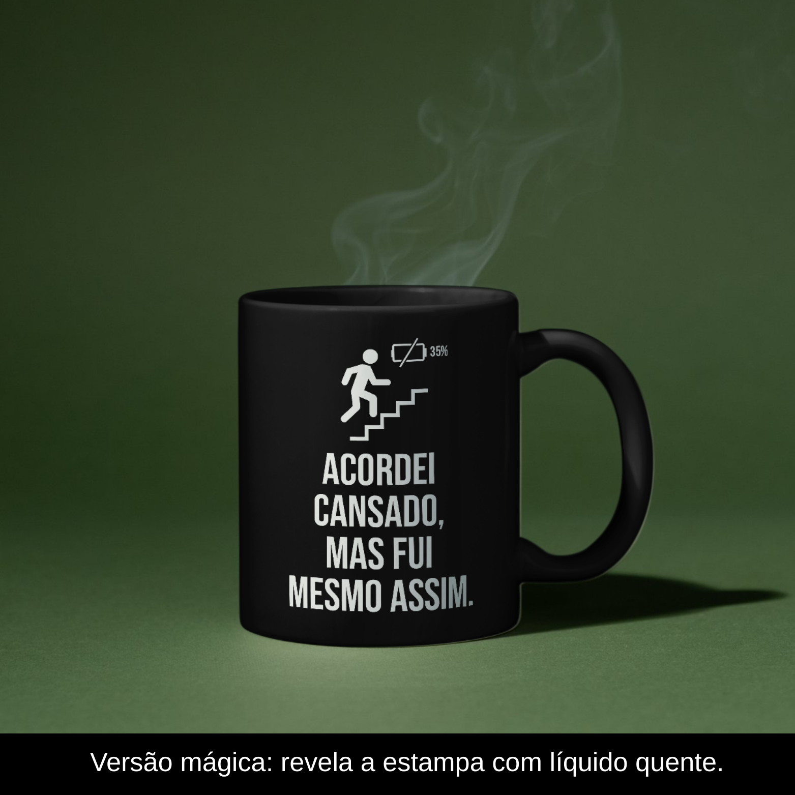 Nome do produto: Caneca Mágica Oficial – Na Base da Disciplina (Versão Masculina – Estampa Preta)