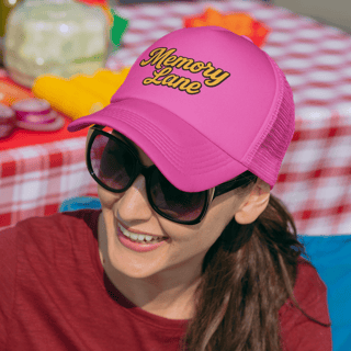 Boné Trucker Memory Lane – Edição Retrô Mostarda