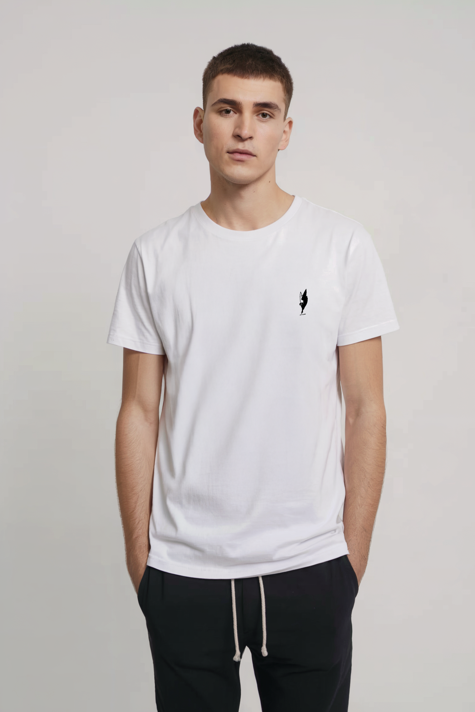 CAMISETA REGULAR LOGO BASIC