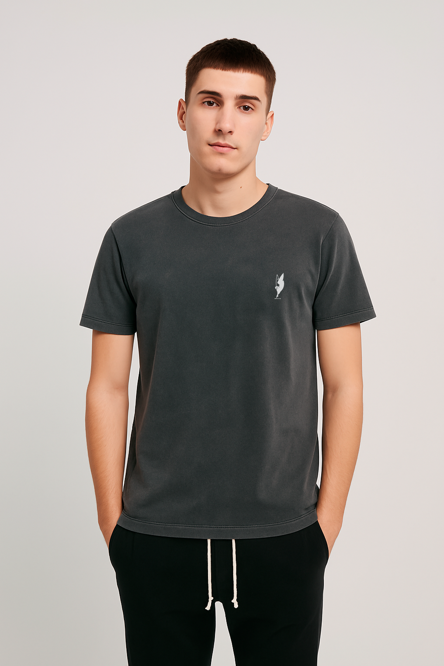 CAMISETA REGULAR ESTONADA LOGO