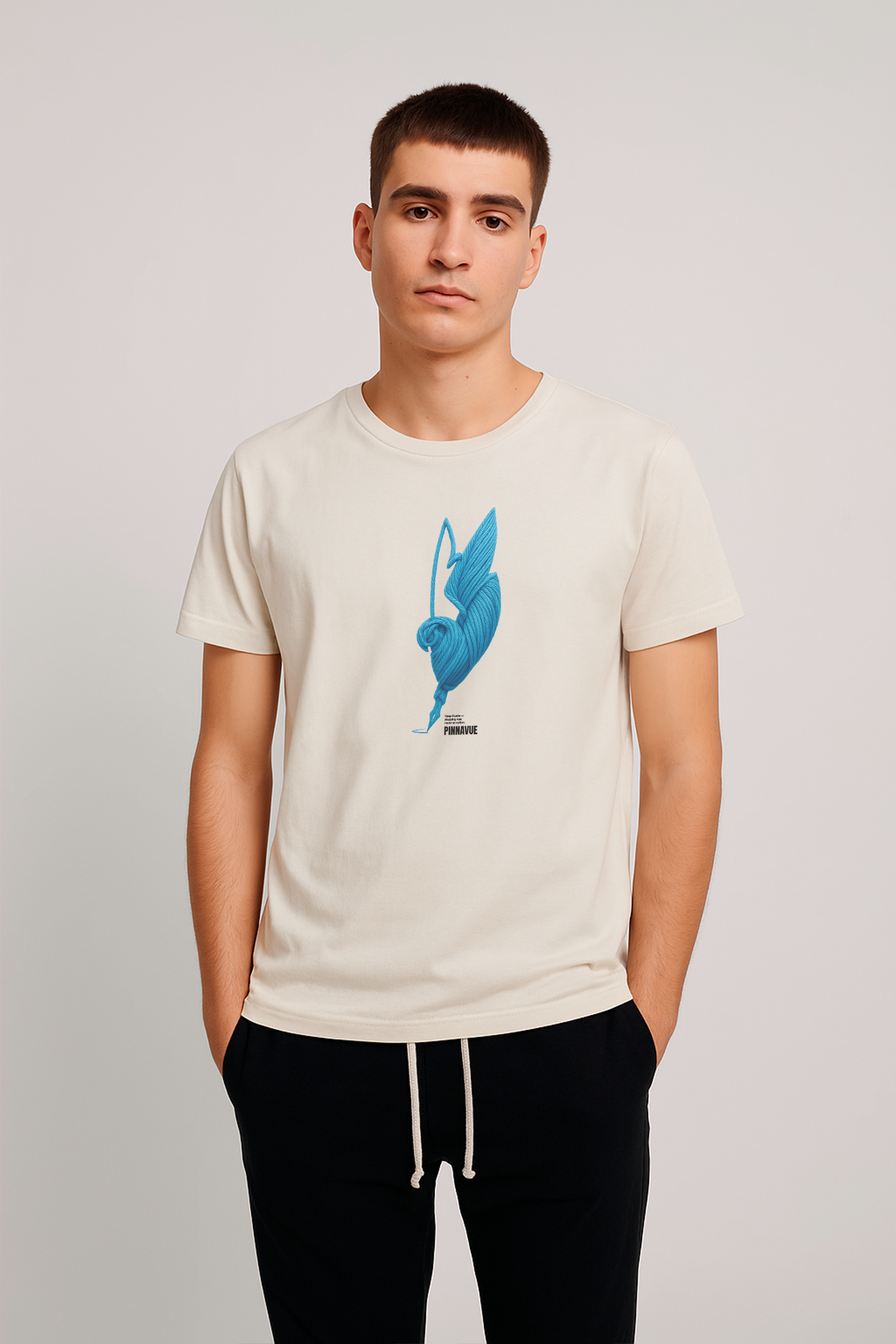 CAMISETA REGULAR PINNAVUE LOGO LINHAS