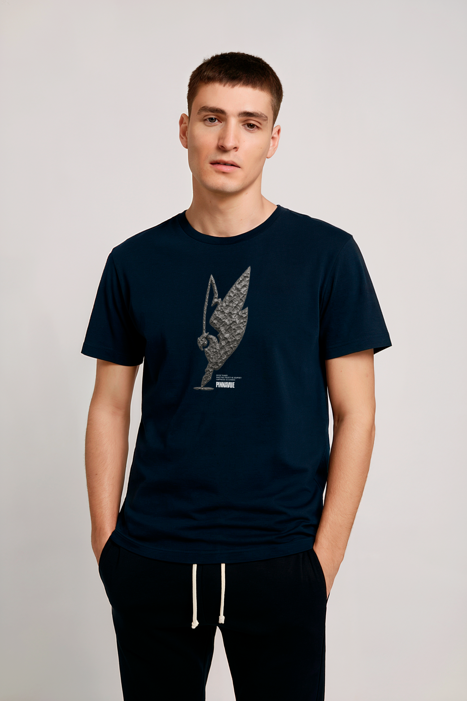 CAMIETA REGULAR PINNAVUE LOGO ROCKS