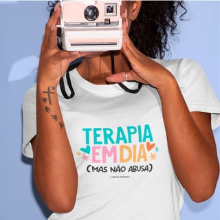 Camiseta Feminina Baby Long Quality – Terapia em Dia 